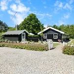Merrit - 280m From The Sea By Interhome Vakantiehuis