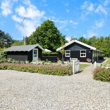 Merrit - 280m From The Sea By Interhome Feriehus
