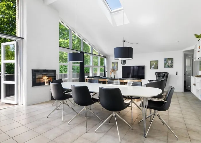 Merrit - 280m From The Sea By Interhome * Humble