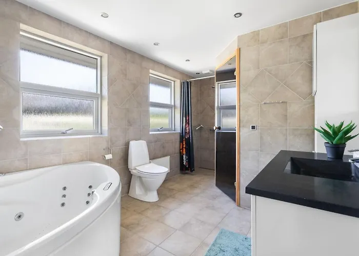 Holiday home Merrit - 280m From The Sea By Interhome