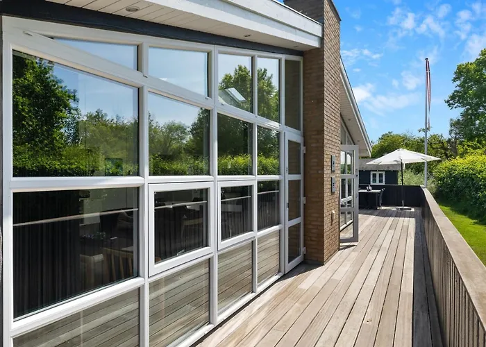 Merrit - 280m From The Sea By Interhome * Humble