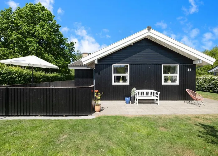 Merrit - 280m From The Sea By Interhome Humble